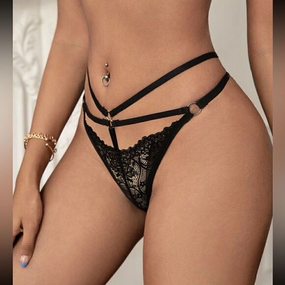 Sexy Cut Out Strappy Lace Thong (SIZE S) - Picture 1 of 4